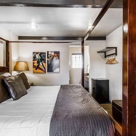 Rodeway Inn & Suites Williams Downtowner-Rte 66 Exteriör bild
