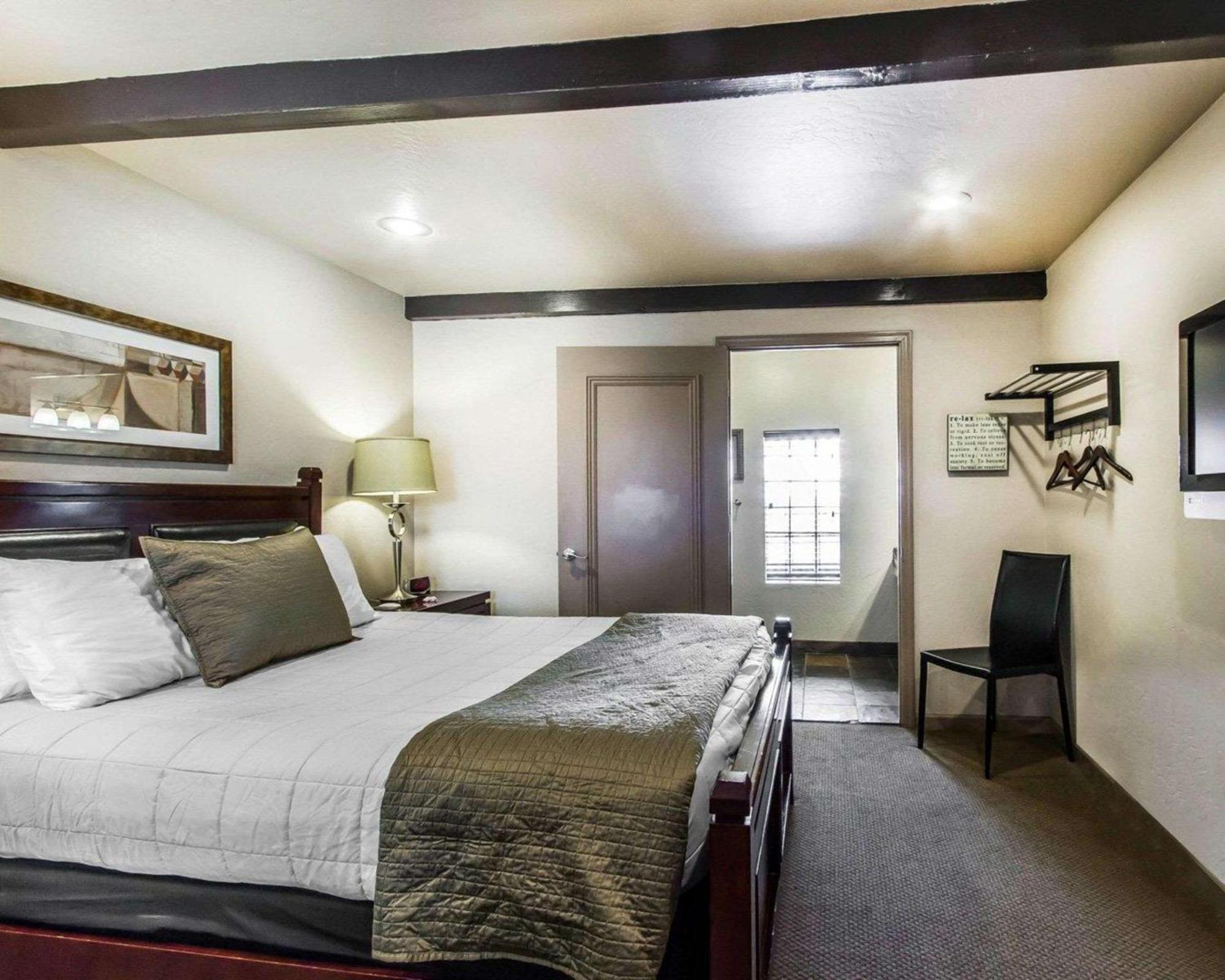 Rodeway Inn & Suites Williams Downtowner-Rte 66 Exteriör bild