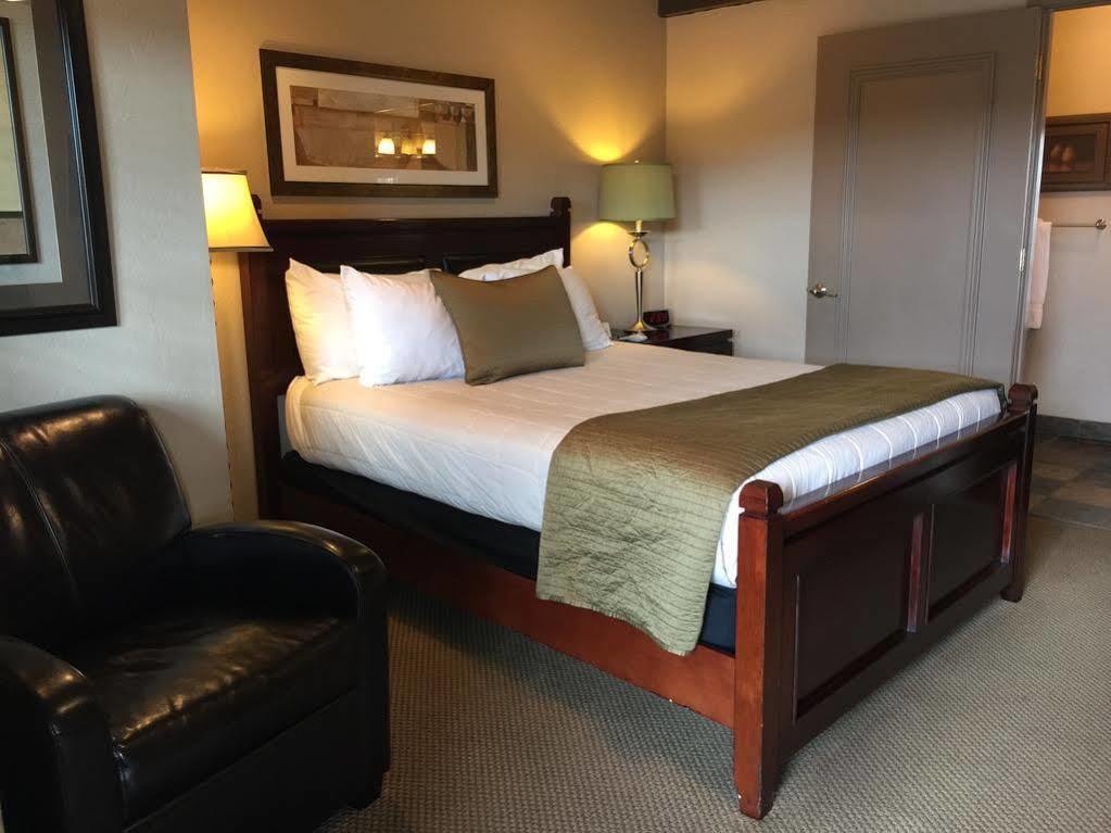 Rodeway Inn & Suites Williams Downtowner-Rte 66 Exteriör bild